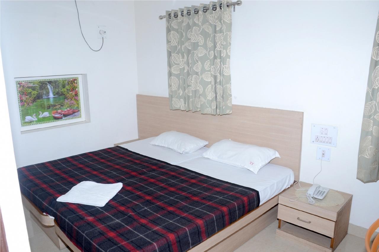 Hotel Kuber Nagpur Eksteriør bilde